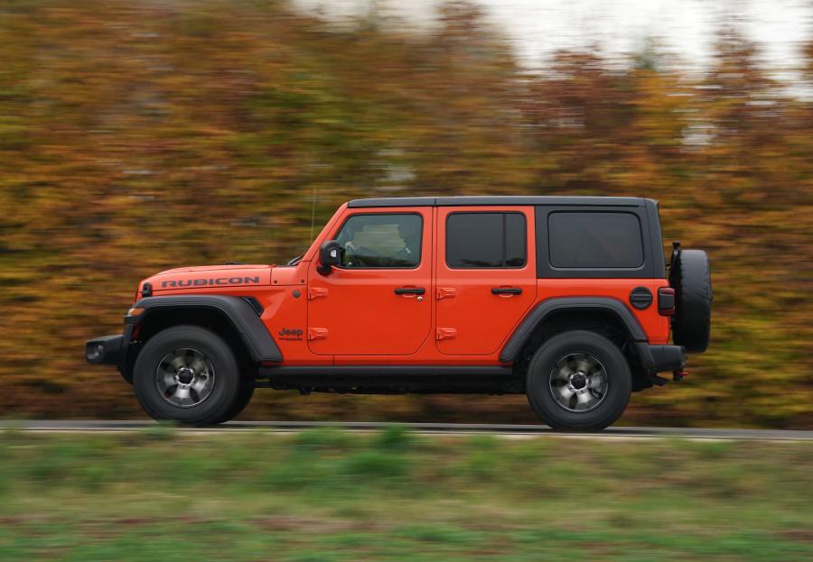  Jeep Wrangler Unlimited Rubicon (JL) 2018 года  (EU) (фото 38 из 46)